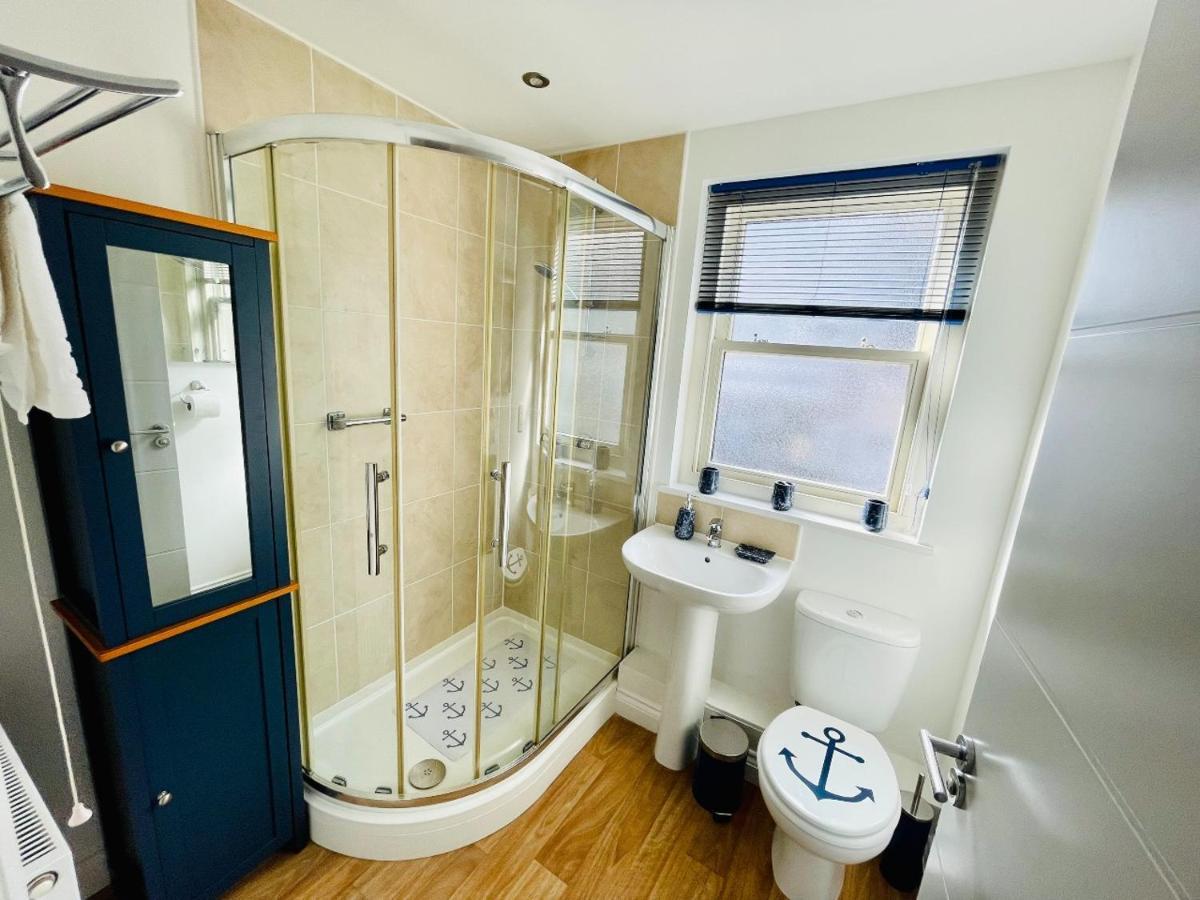 Captains Rest - 2 Bedroom Apartment In The Heart Of 布里克瑟姆 外观 照片